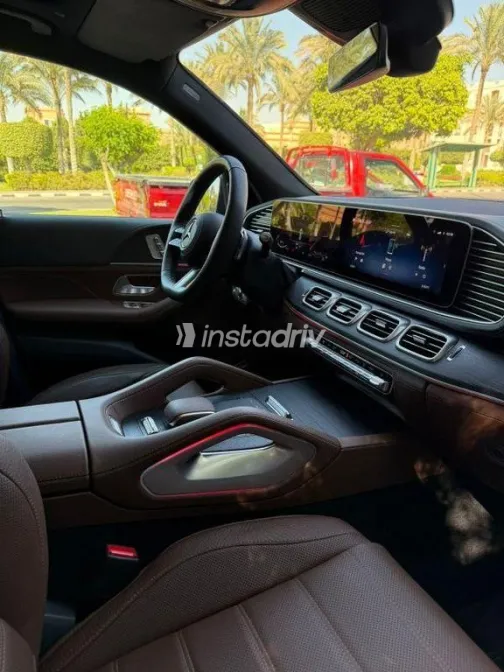 مرسيدس GLS 2025 أسود مستعملة للبيع - 4