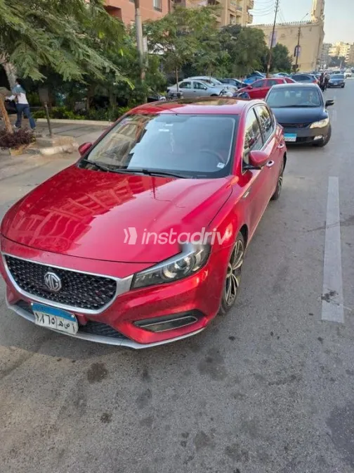 ام جى 6 2022 أحمر مستعملة للبيع - 2