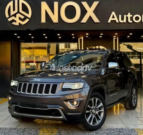 Jeep Grand Cherokee 2018 Brown Used for Sale - 3