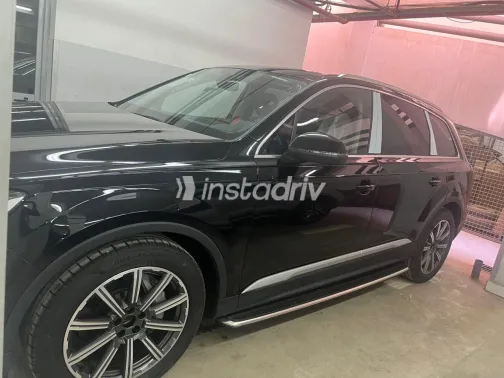 Audi Q7 2023 White Used for Sale - 2