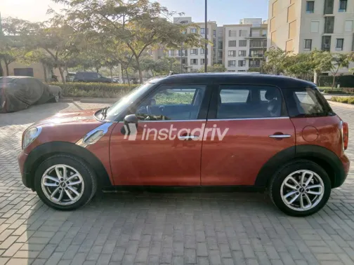 مينى كانترى مان 2016 أبيض مستعملة للبيع - 3