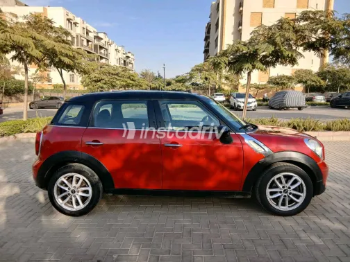 مينى كانترى مان 2016 أبيض مستعملة للبيع - 5