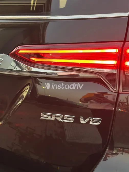 تويوتا فورتشنر 2020 أبيض مستعملة للبيع - 4