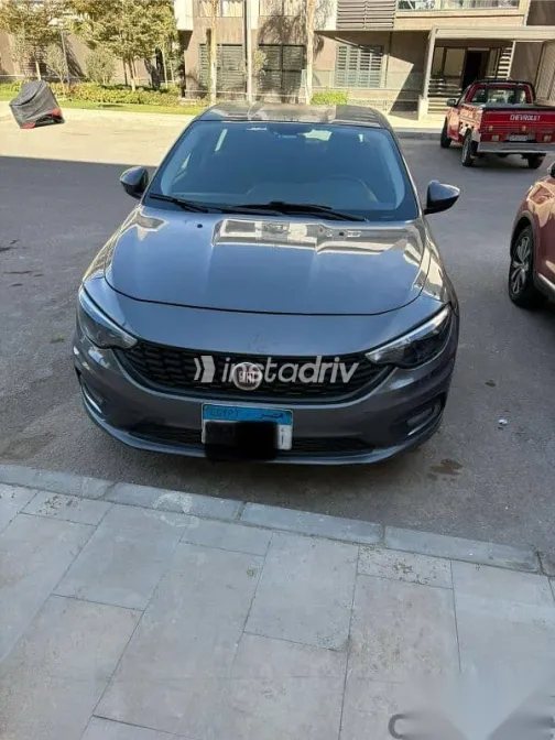 فيات تيبو 2021 فضي مستعملة للبيع - 6