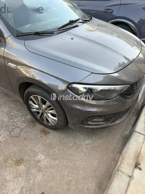 فيات تيبو 2021 فضي مستعملة للبيع - 7