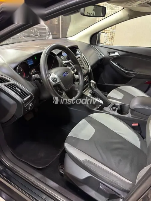 فورد فوكس 2012 أسود مستعملة للبيع - 10