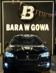 بي ام دبليو 520 2014 أزرق غامق مستعملة للبيع