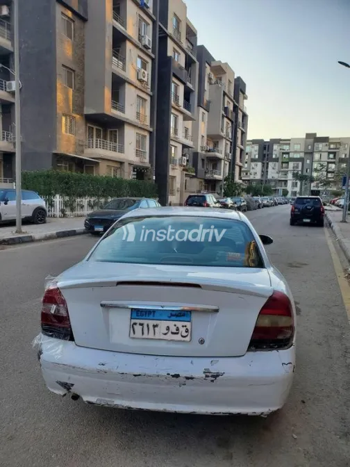 Daewoo Nubira 2 2001 White Used for Sale - 3