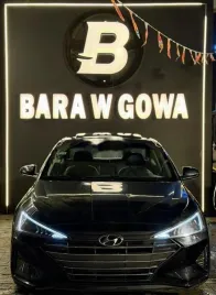 هيونداي إلنترا 2020 أسود مستعملة للبيع