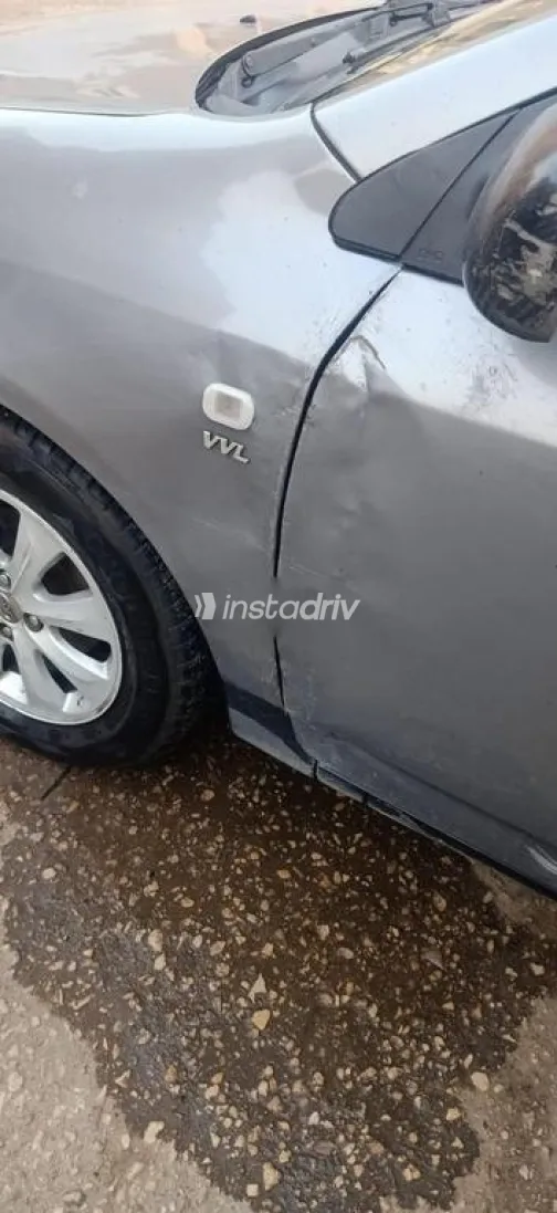 بى واى دى‬ F3 2015 رمادي مستعملة للبيع - 2