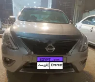 نيسان صنى 2020 فضي مستعملة للبيع