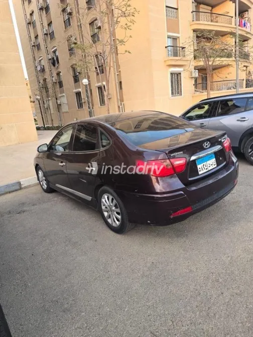 هيونداي إلنترا اتش دى 2021 أبيض مستعملة للبيع - 4