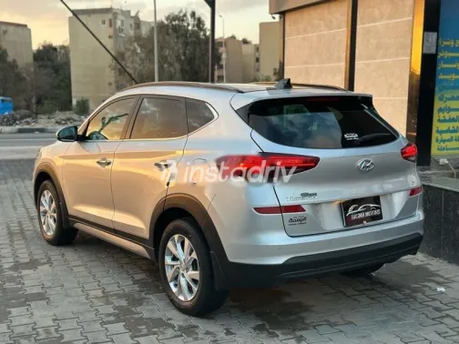 هيونداي توسان GDI 2021 فضي مستعملة للبيع - 4