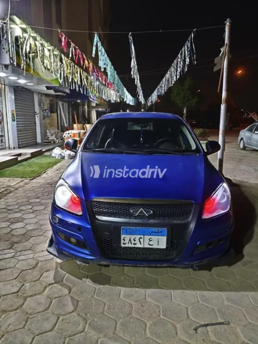 اسبيرانزا M12 2014 أزرق غامق مستعملة للبيع - 1