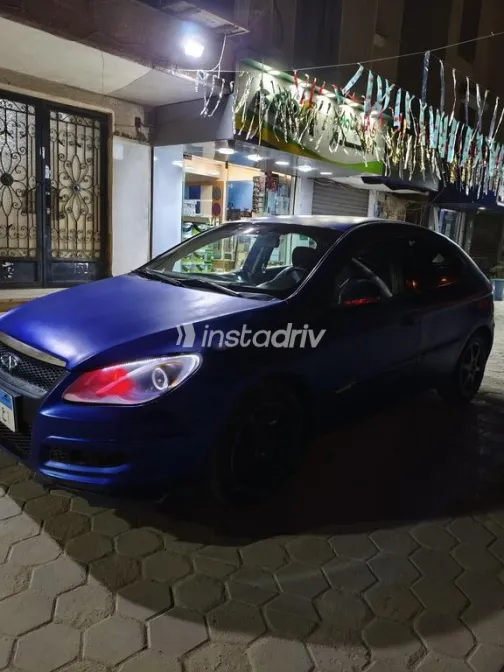 اسبيرانزا M12 2014 أزرق غامق مستعملة للبيع - 3