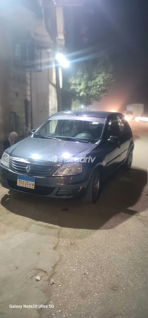 Renault Logan 2010 White Used for Sale - 2