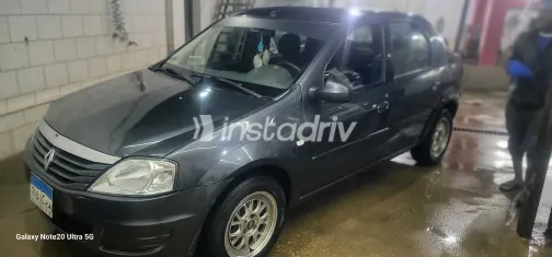 Renault Logan 2010 White Used for Sale - 3