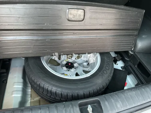 هيونداي توسان 2021 أبيض مستعملة للبيع - 2