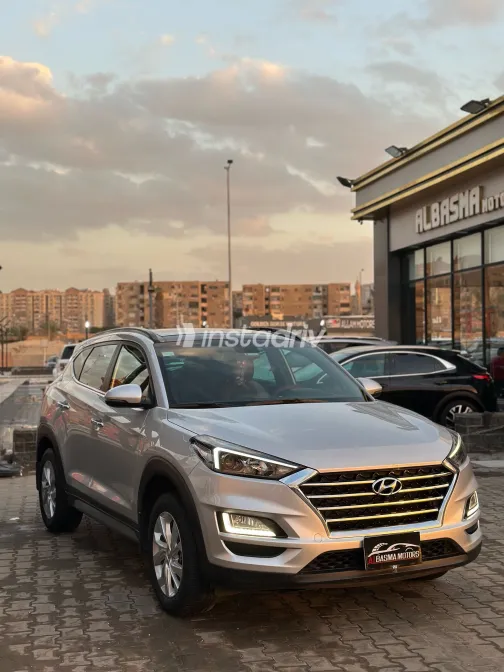 هيونداي توسان 2021 أبيض مستعملة للبيع - 4