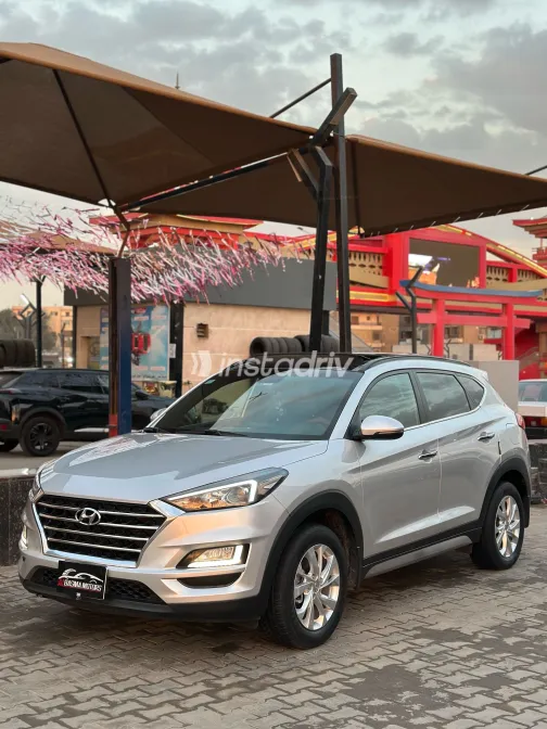 هيونداي توسان 2021 أبيض مستعملة للبيع - 6