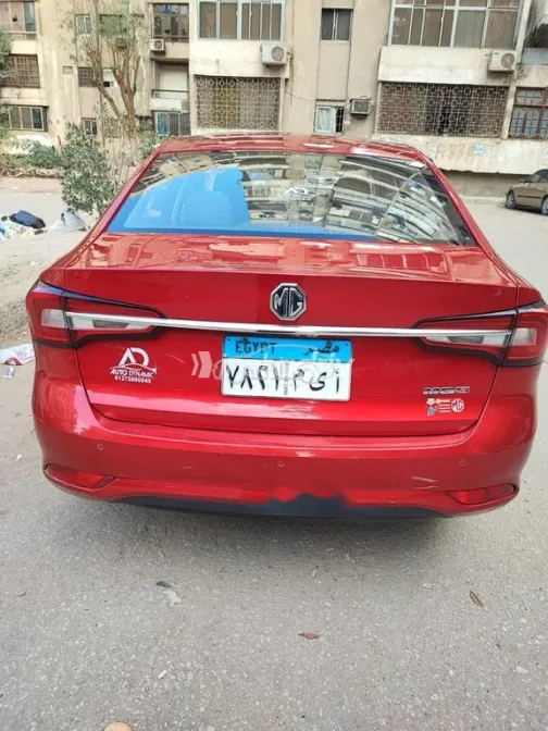 MG 5 2021 White Used for Sale - 4