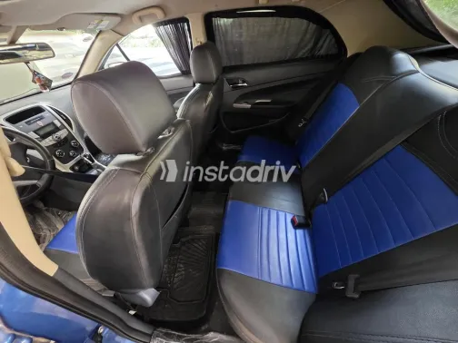 بى واى دى‬ F3 2022 أبيض مستعملة للبيع - 5