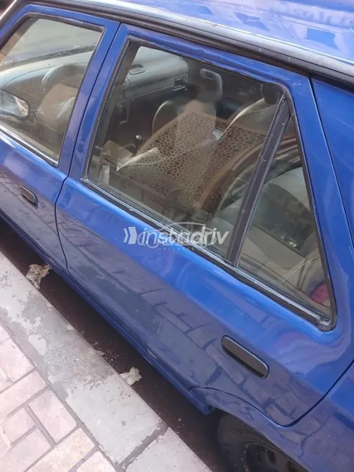 سكودا فيليشيا 1995 أزرق مستعملة للبيع - 2