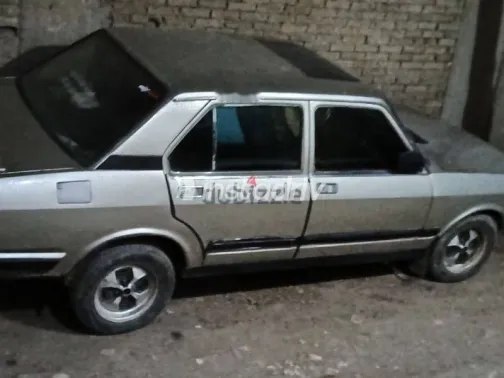فيات 132 1975 فضي مستعملة للبيع - 1