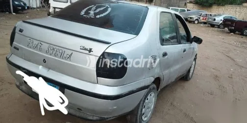 فيات سينا 2003 فضي مستعملة للبيع - 1