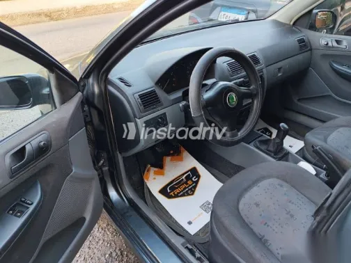 سكودا فابيا 2004 رمادي مستعملة للبيع - 7