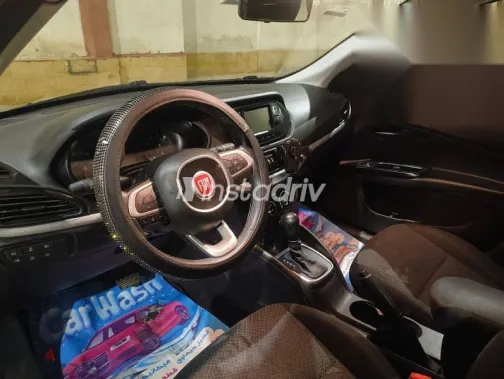 فيات تيبو 2020 ذهبي مستعملة للبيع - 2