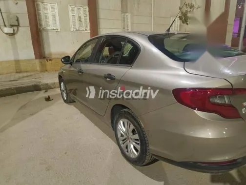 فيات تيبو 2020 ذهبي مستعملة للبيع - 3