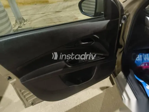 فيات تيبو 2020 ذهبي مستعملة للبيع - 9