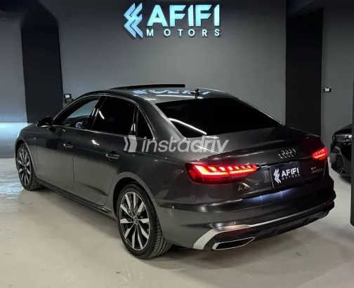 اودي A4 2023 رمادي مستعملة للبيع - 4