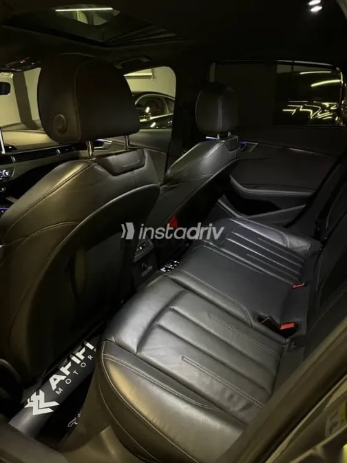 اودي A4 2023 رمادي مستعملة للبيع - 9