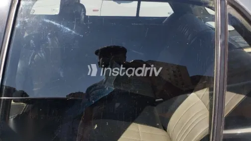 نيسان صنى 1994 فضي مستعملة للبيع - 6