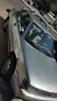 نيسان صنى 1994 فضي مستعملة للبيع
