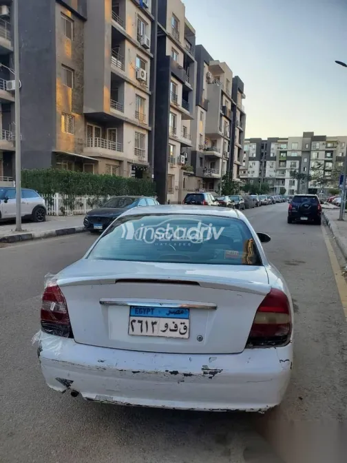 Daewoo Nubira 2001 White Used for Sale - 2