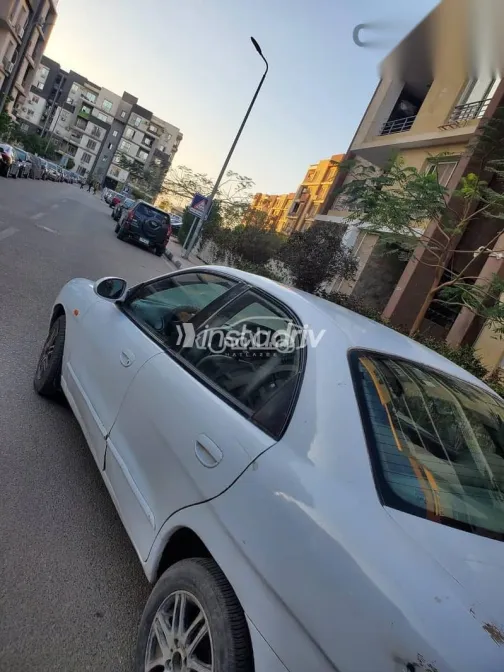 Daewoo Nubira 2001 White Used for Sale - 3