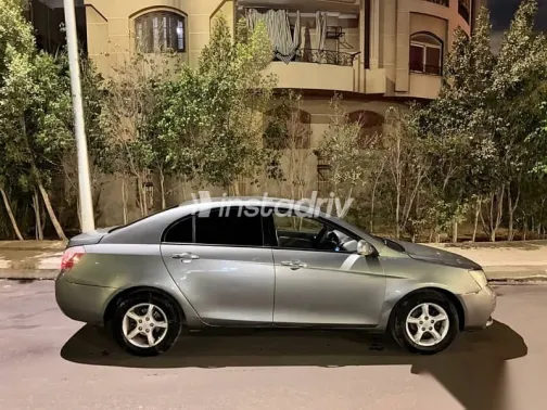 جيلي امجراند 2013 رمادي مستعملة للبيع - 3