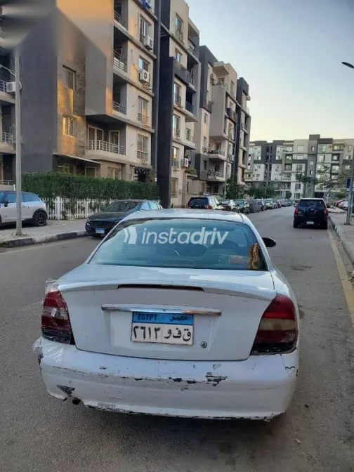 Daewoo Nubira 2001 White Used for Sale - 3