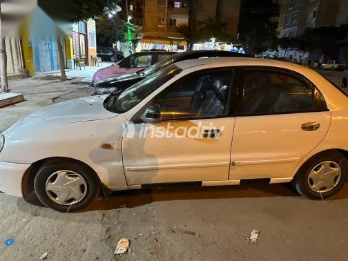 شيفروليه لانوس 2009 أبيض مستعملة للبيع - 3