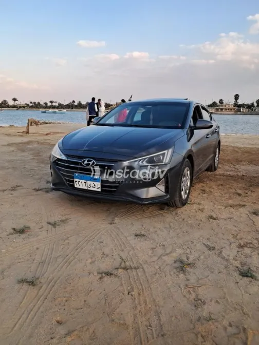 هيونداي إلنترا اى دى 2020 أبيض مستعملة للبيع - 4