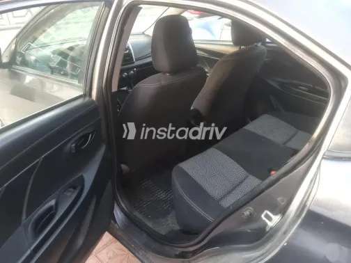 Toyota Yaris 2015 Dark Gray Used for Sale - 4