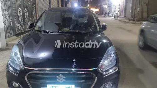 سوزوكى سويفت ديزاير 2022 أبيض مستعملة للبيع - 1