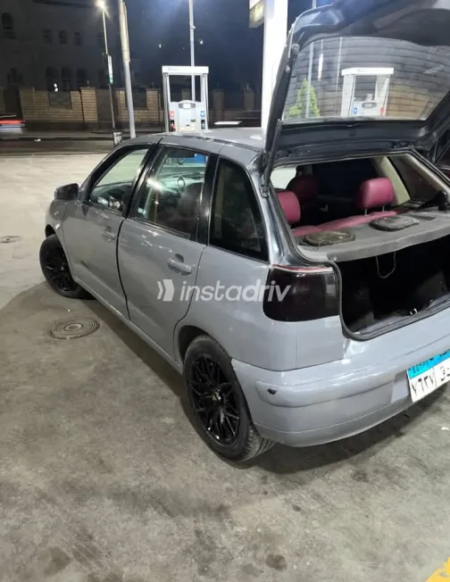 سيات ابيزا 2001 أبيض مستعملة للبيع - 3