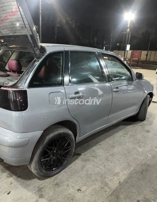 سيات ابيزا 2001 أبيض مستعملة للبيع - 4