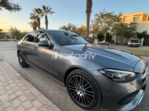 مرسيدس C 180 2023 أبيض مستعملة للبيع - 1