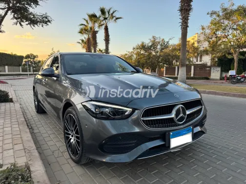 مرسيدس C 180 2023 أبيض مستعملة للبيع - 2