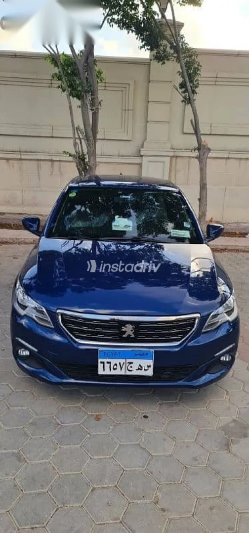 بيجو 301 2020 أزرق غامق مستعملة للبيع - 5